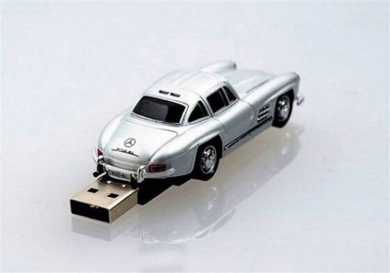 chiavetta usb mercedes