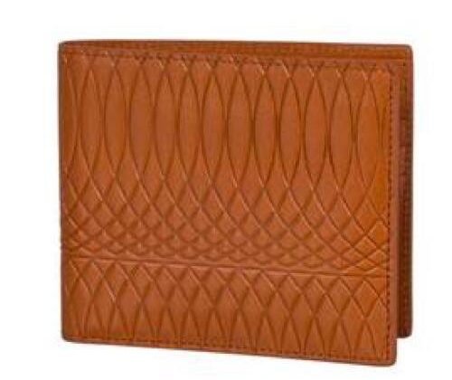 Paul Smith presenta la nuova collezione di accessori in pelle ispirata alla facciata dell’edificio in stile georgiano della boutique di Albemarle Street a Londra.