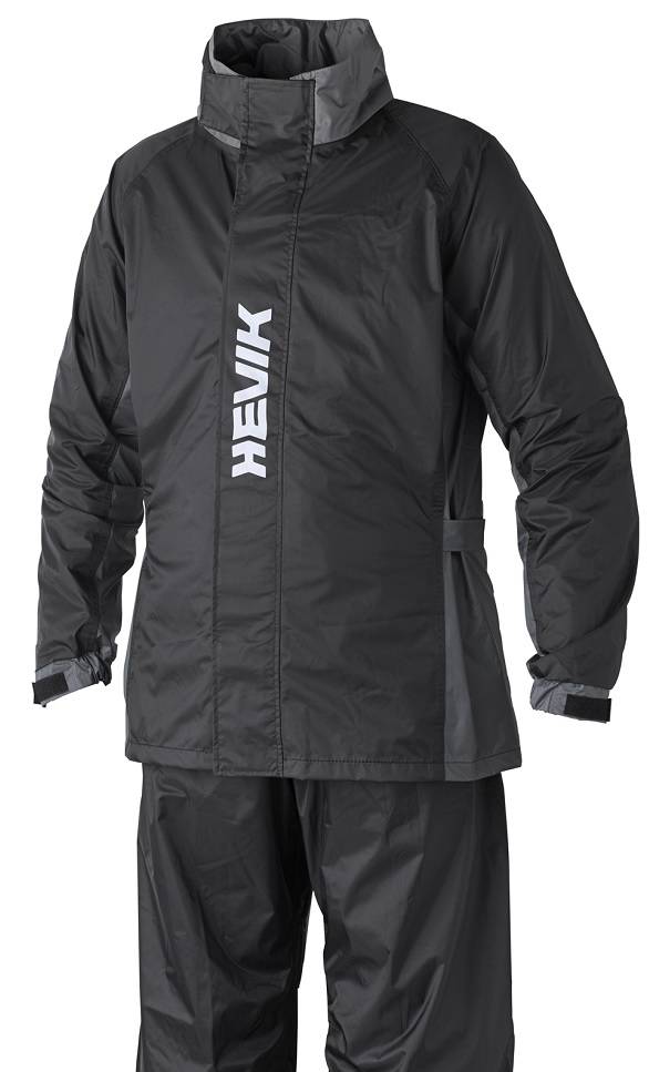 In moto con Hevik: Ecco i nuovi completi waterproof unisex che uniscono