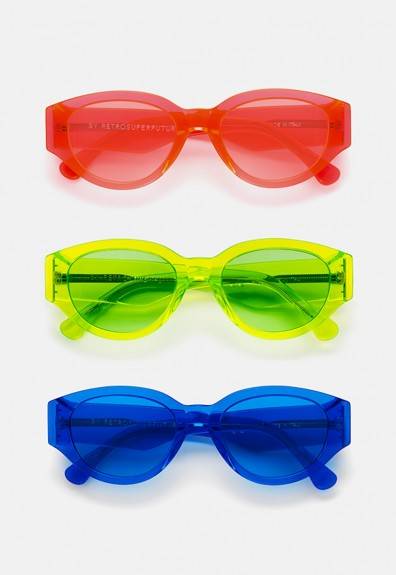 L'Italia e la moda internazionale: il brand RETROSUPERFUTURE made in Italy e la sua linea “Drew Mama”