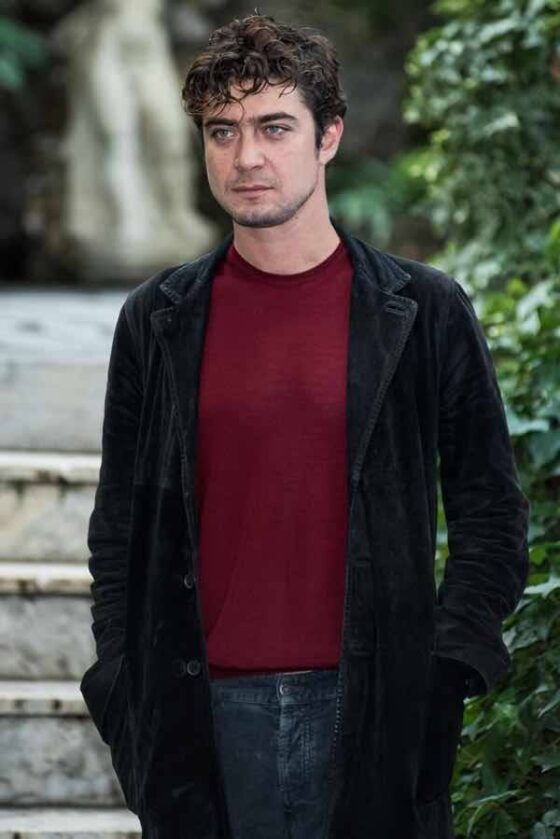 Riccardo Scamarcio a Pitti Uomo giugno 2017 per F**K!