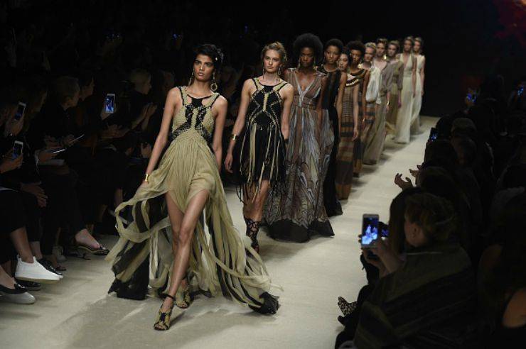 Sfilata Alberta Ferretti Milano Moda donna settembre 2017 in streaming