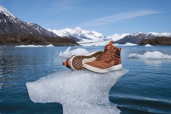 La collezione Vans UltraRange presenta le nuove silhouette Hi-top della stagione