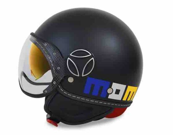 Casco per raider in edizione limitata ecco l'accessorio cult che mancava