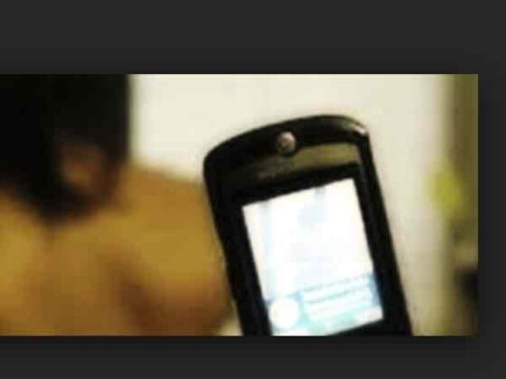 La ragazza sarda che si è uccisa per un video hard stessa sorte di Tiziana Cantone?