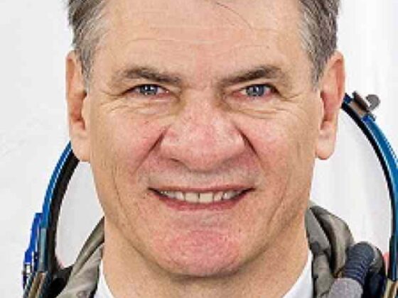 Paolo Nespoli dallo spazio torna a casa sulla terra: chi è, età e la sua missione