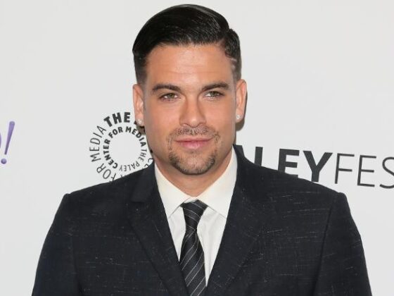 Com'è morto Mark Salling di GLEE malattia o suicidio?