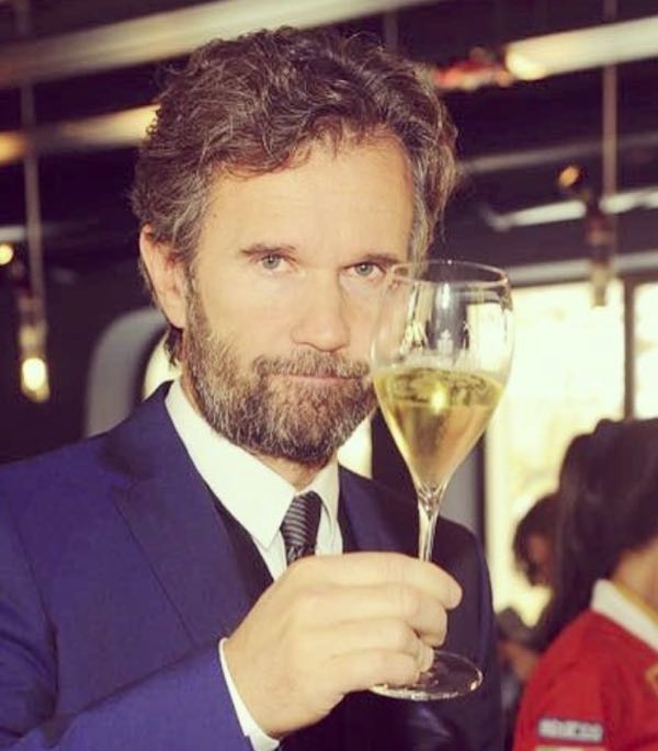 Carlo Cracco il nuovo ristorante a Milano ha aperto in galleria, pronto per la fashion week