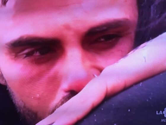 Francesco Monte piange all'Isola siamo vicini alla squalifica?