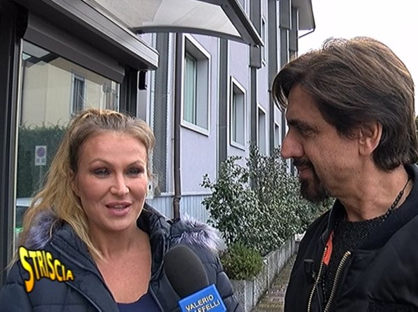 Eva Henger accusa:"Non mi invitano più in televisione", l'intervista di Staffelli