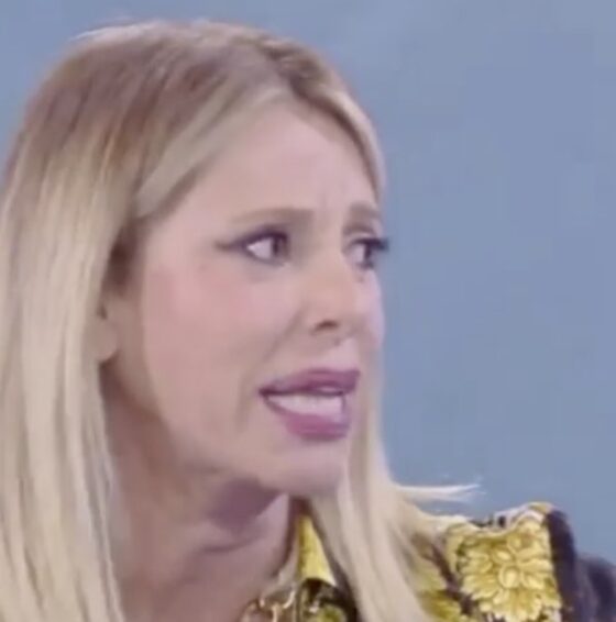 Alessia Marcuzzi urla contro Eva Henger e scatta a lite all'Isola e poi c'è un fuori onda