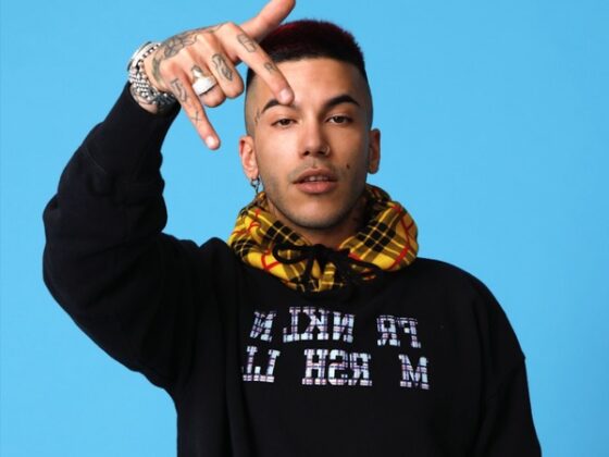SFERA EBBASTA a Pitti Uomo giugno 2018 per indossare il look della prossima stagione