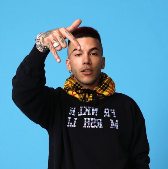 SFERA EBBASTA a Pitti Uomo giugno 2018 per indossare il look della prossima stagione