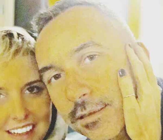 Il fidanzato di Nadia Toffa ecco chi l'uomo che aiuta la Toffa nella malattia
