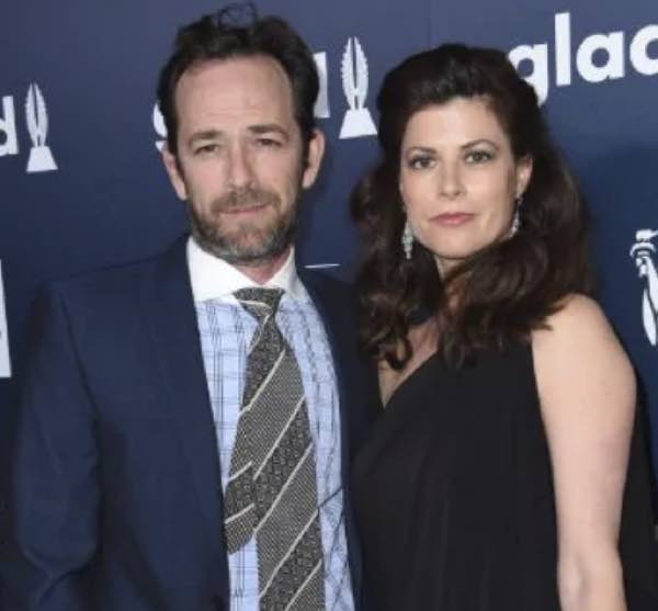 Luke Perry morto parla per la prima volta la fidanzata, quando i funerali?