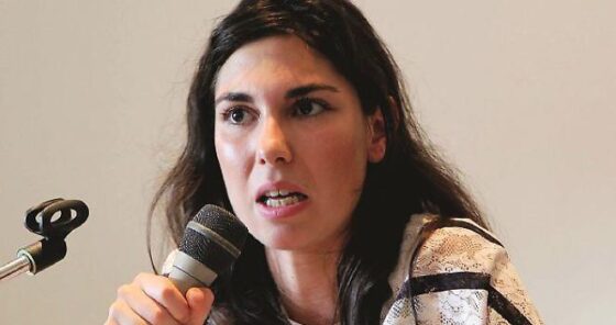 Giulia Sarti M5S i video hot e privati finiti online e sui cellulari degli italiani