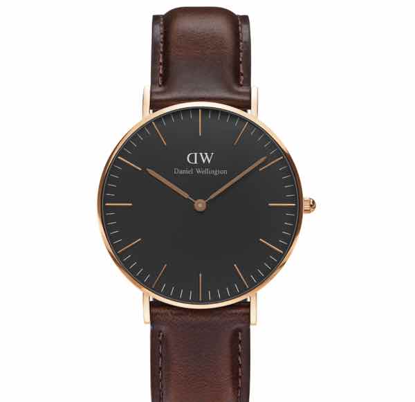 Orologi da uomo e gli accessori di stile di cui non possiamo fare a meno