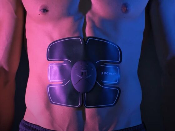 L'elettrostimolatore addominali funziona davvero? Tutta la verità