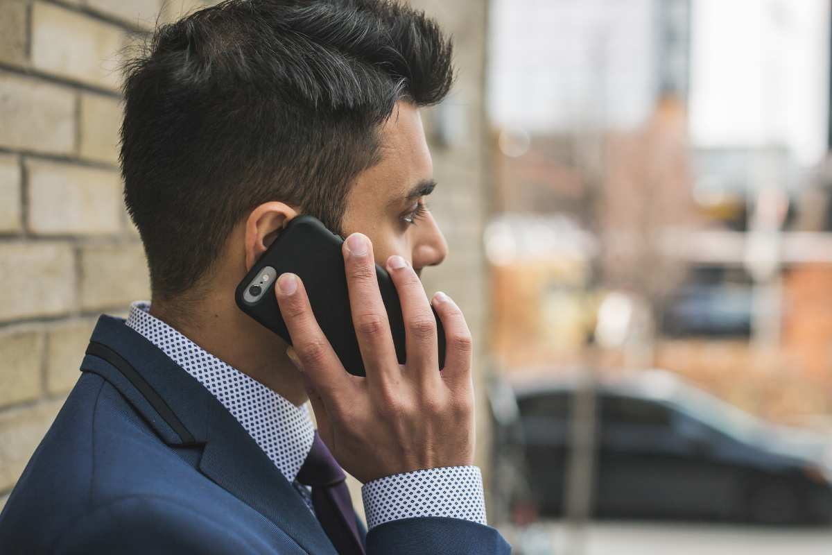 telefonate spam chiamano e riattaccano